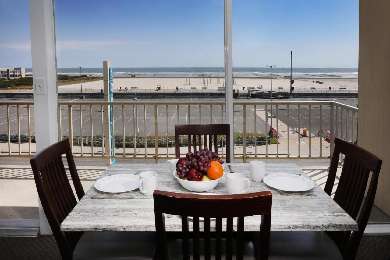 Aquarius Oceanfront Inn Вілдвуд Екстер'єр фото