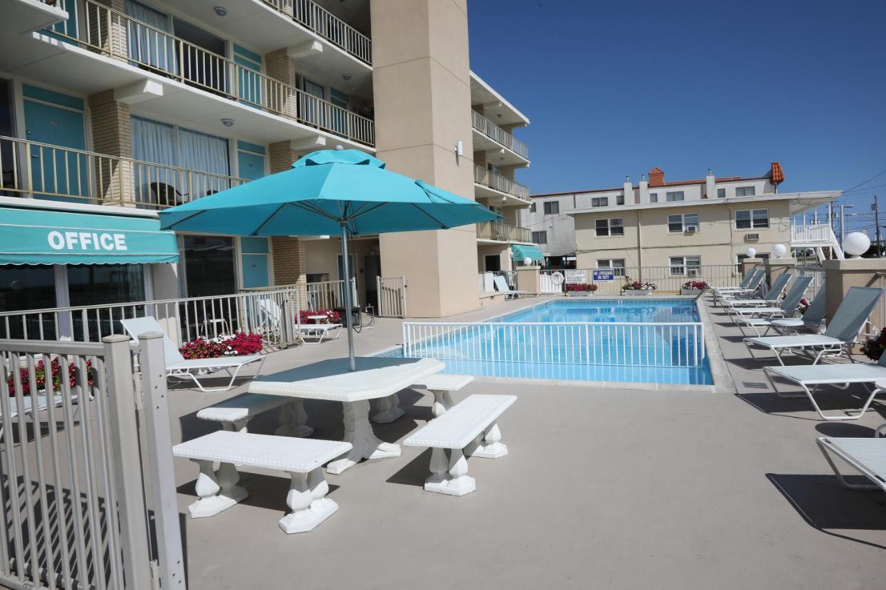 Aquarius Oceanfront Inn Вілдвуд Екстер'єр фото